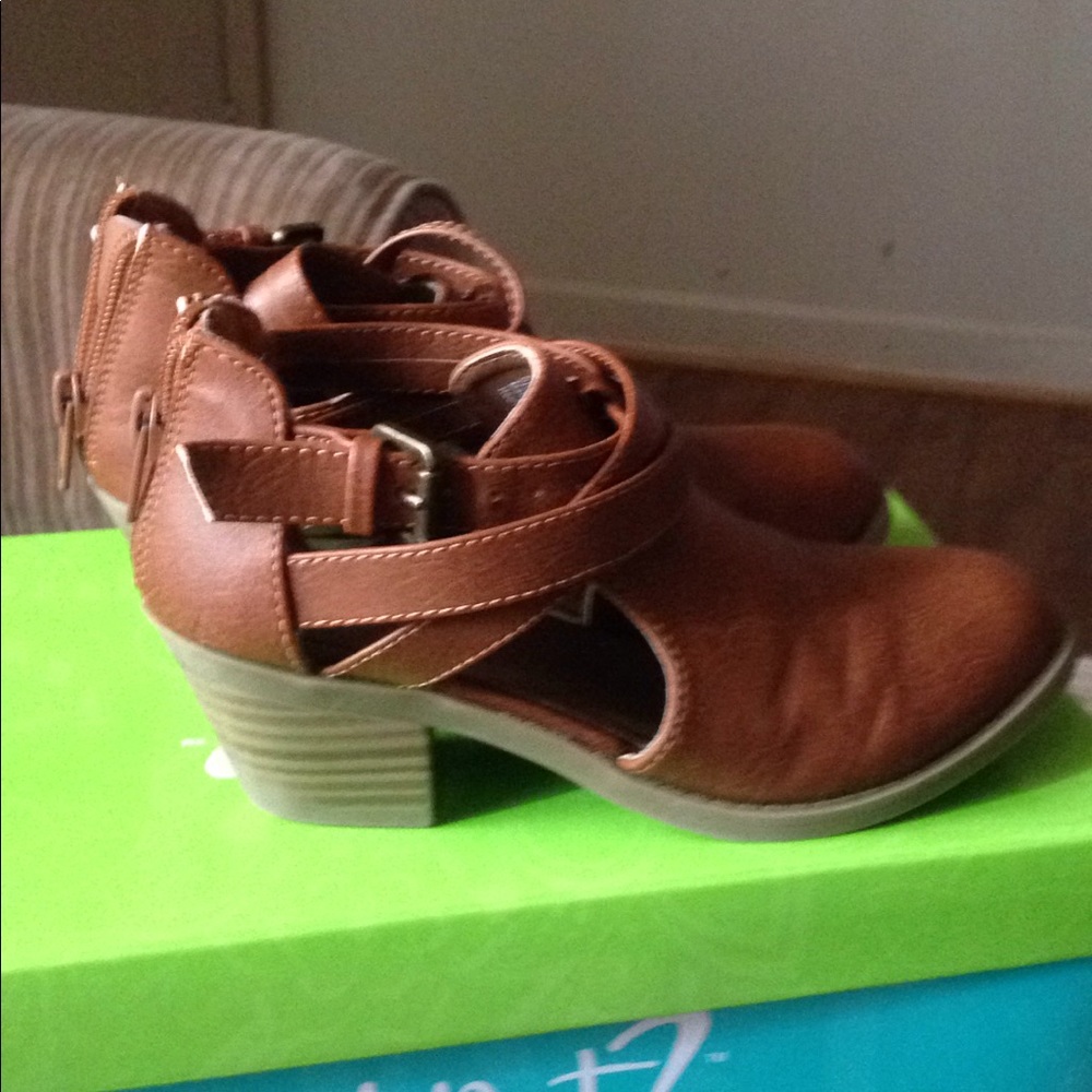 Kids shoes
